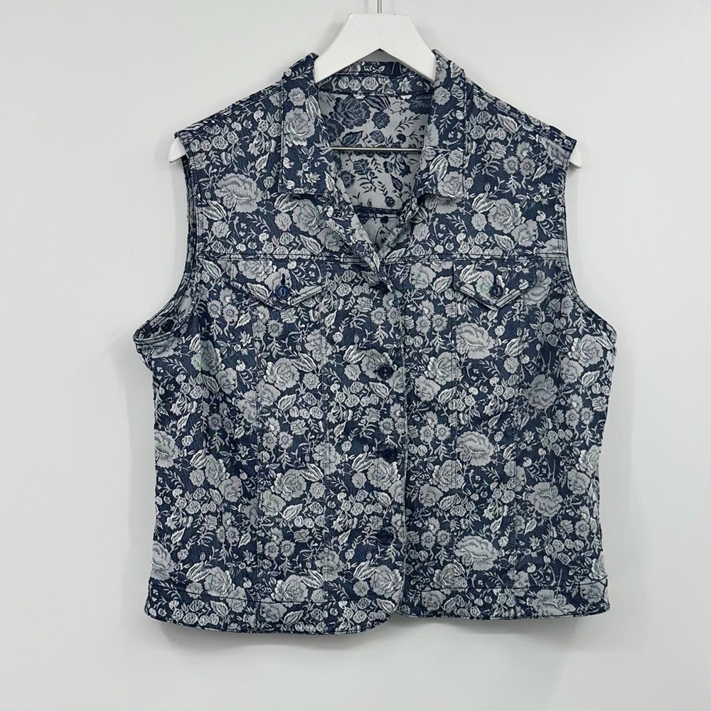 Vintage Y2K Denim Floral Button Up Shirt Size Large Early 2000s